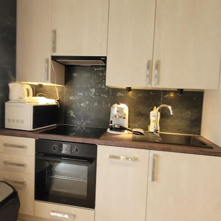 Lara II Apartman Debrecen Ngoại thất bức ảnh