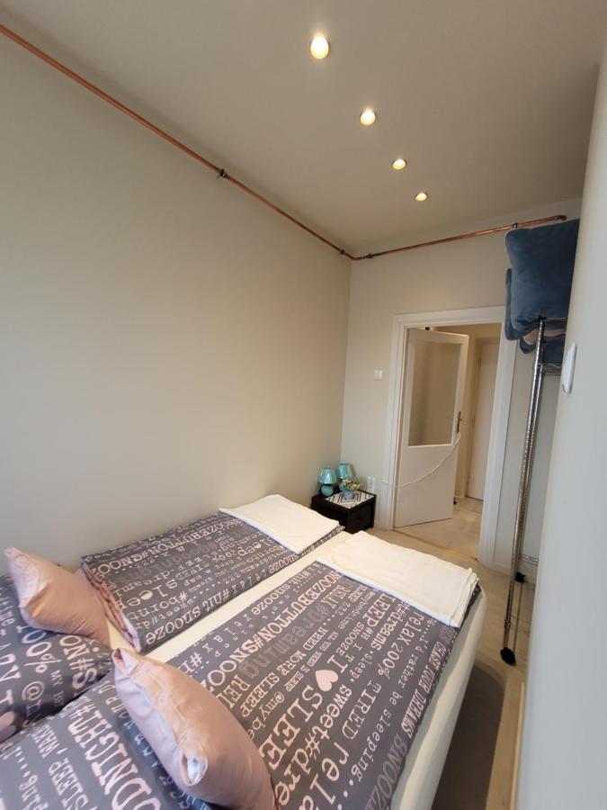 Lara II Apartman Debrecen Ngoại thất bức ảnh