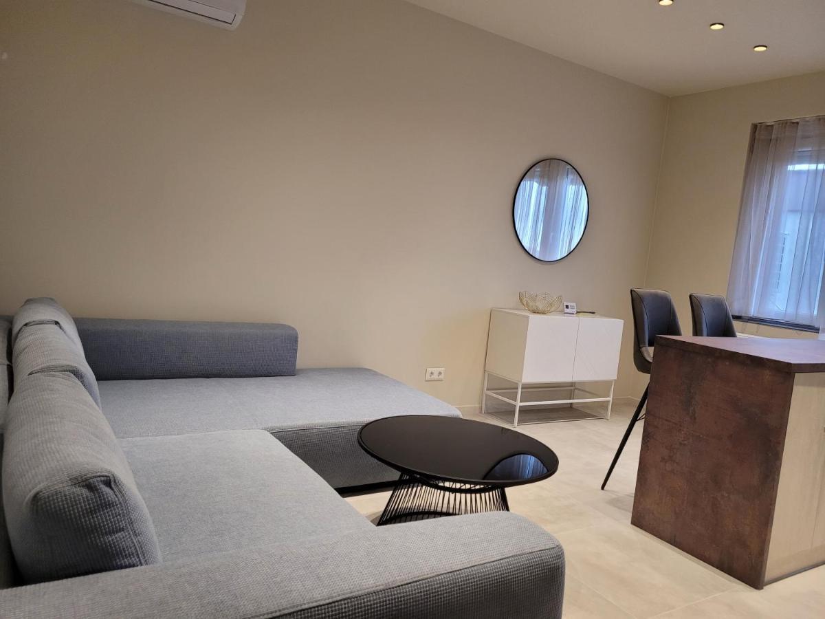Lara II Apartman Debrecen Ngoại thất bức ảnh